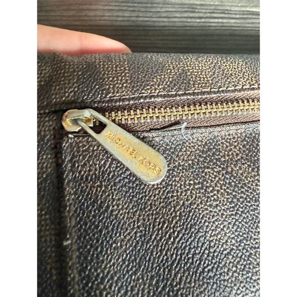 Michael Kors Jet Set Brown Monogram Checkbook Wallet - Picture 9 of 11